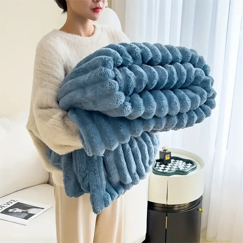 Light Luxury Solid Color Multifunctional Warm Blanket