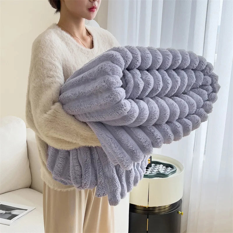 Light Luxury Solid Color Multifunctional Warm Blanket