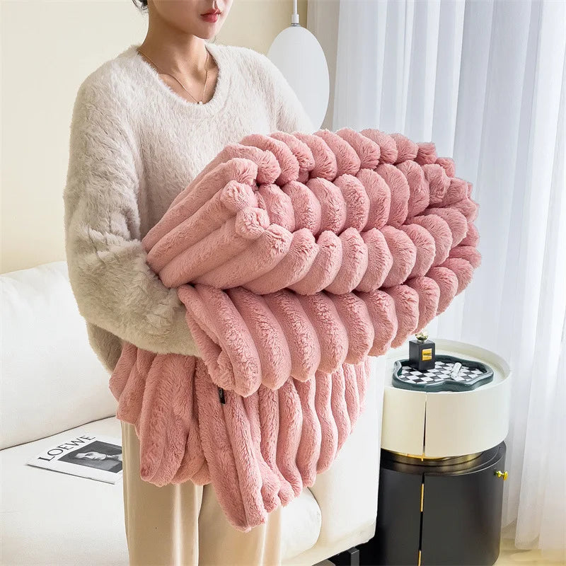 Light Luxury Solid Color Multifunctional Warm Blanket